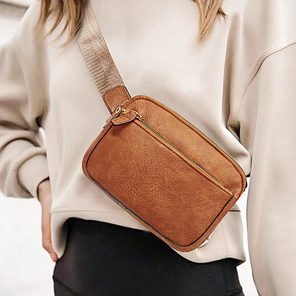 Sac Banane Élégant en Simili Cuir – Bandoulière Réglable